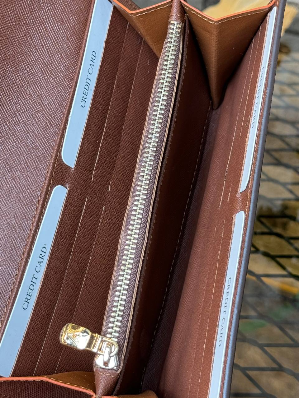 L Leather Adele Wallet (Gry)