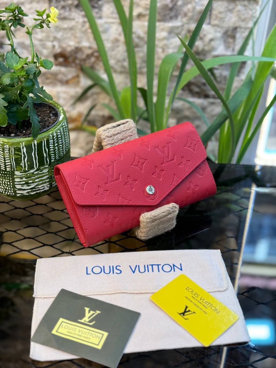 L - Leather Sarah Wallet (Red)
