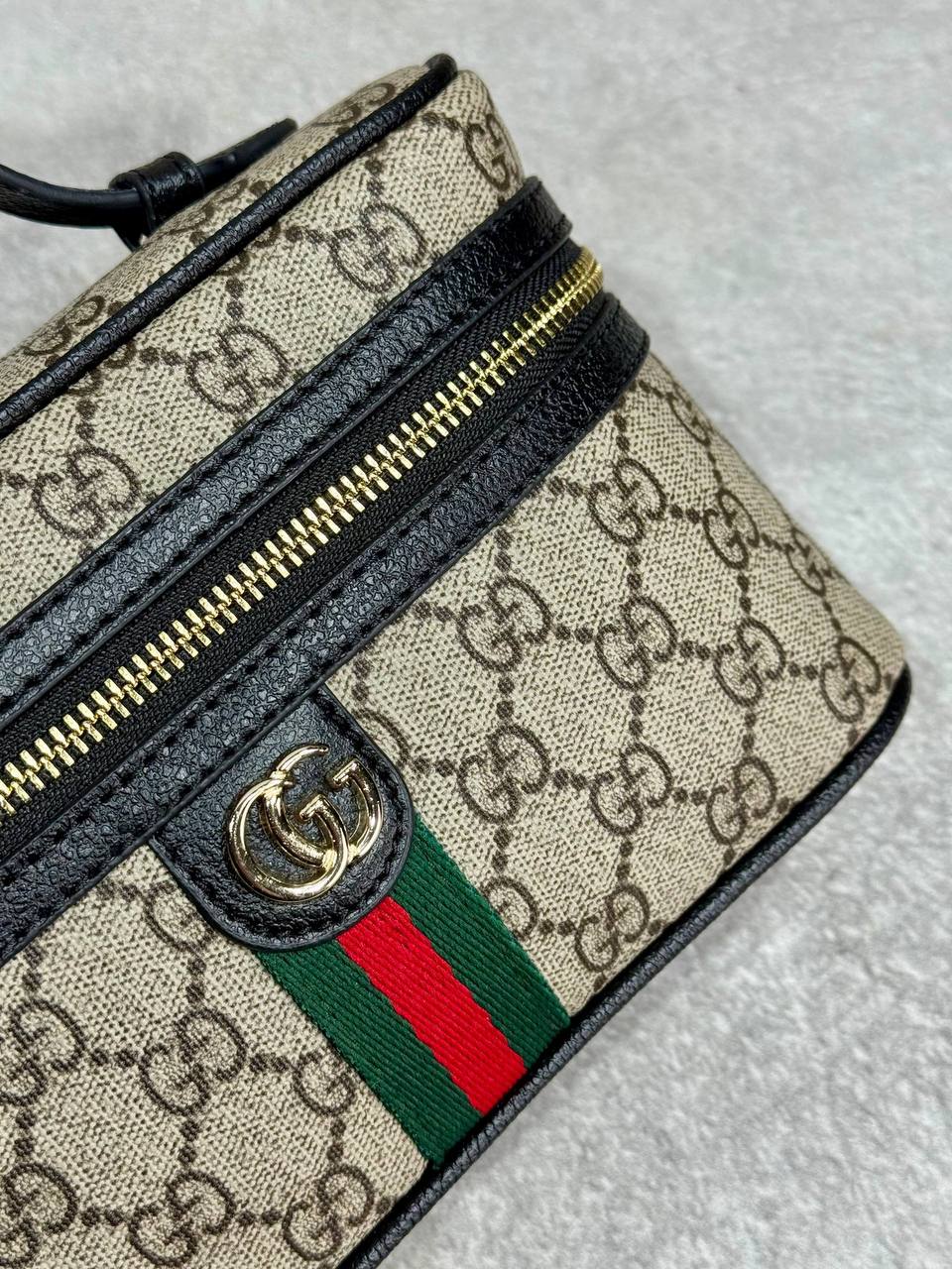 Ophidia Small Vanity