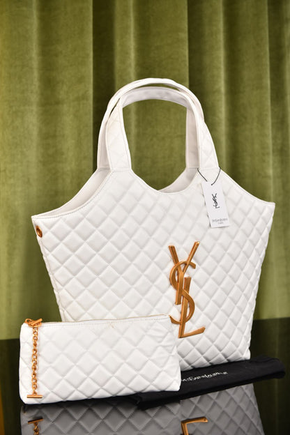 Icare Maxi Shopping Bag In Quilted