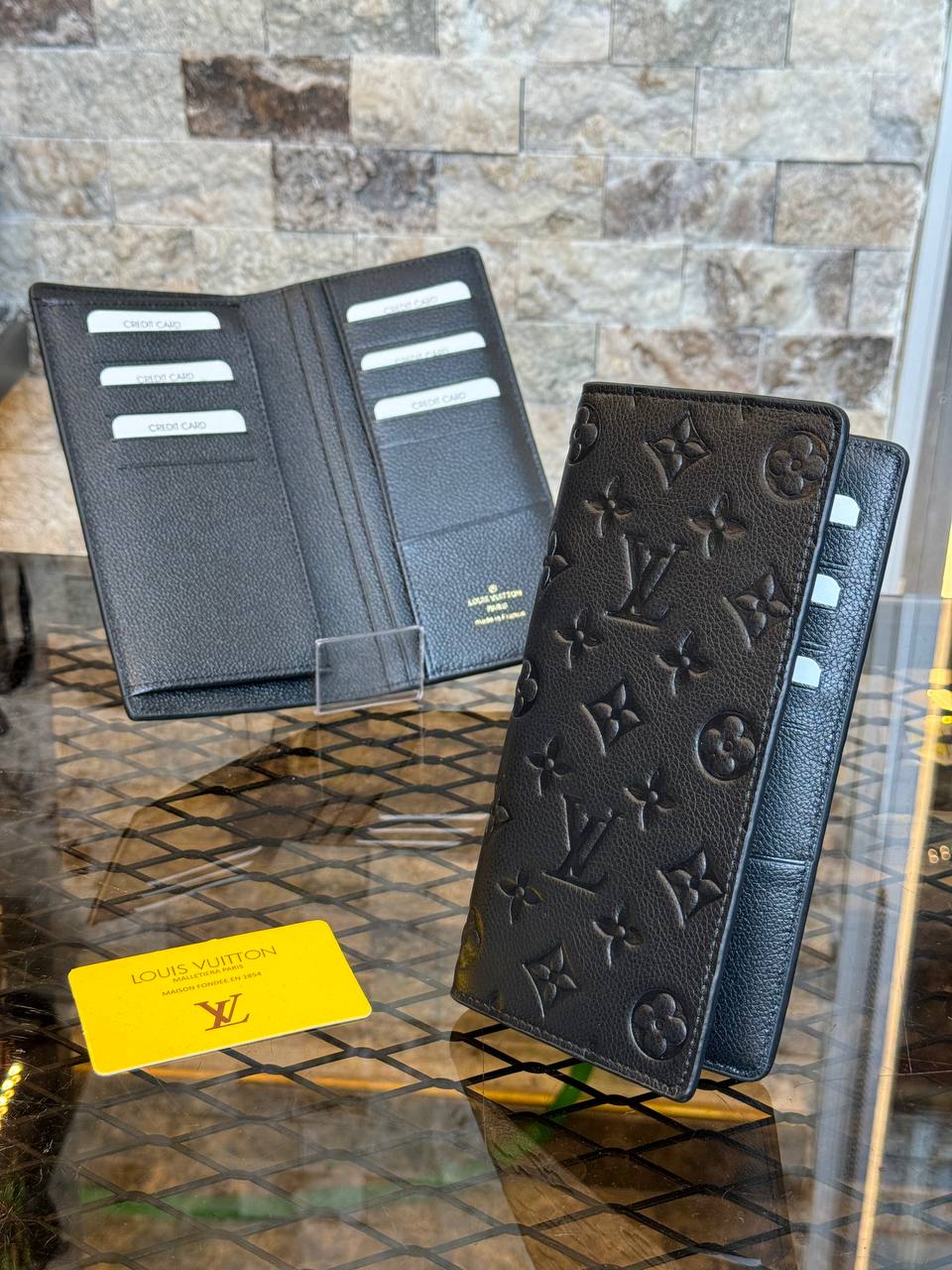 L Leather Brazza Wallet (Black)