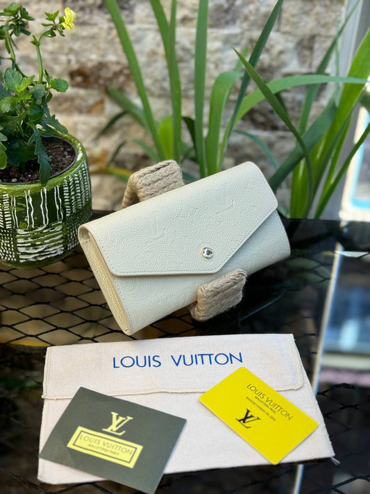 L Leather Sarah Wallet (White)