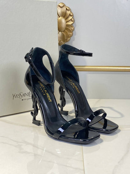 - High Heels (Black)