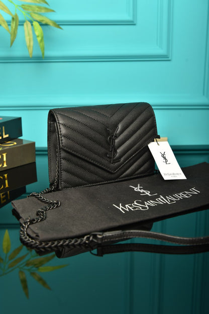 -  Cassandre Leather Wallet on Chain