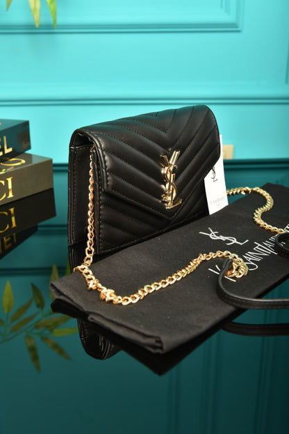 -  Cassandre Leather Wallet on Chain