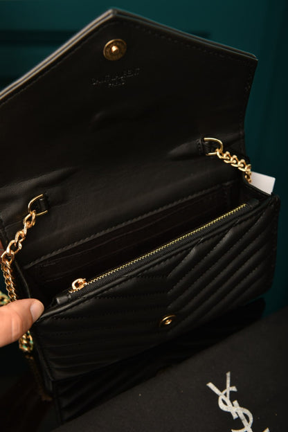 -  Cassandre Leather Wallet on Chain