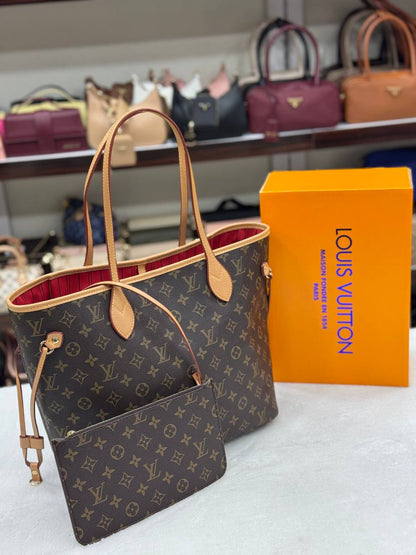 - Neverfull (Classic)