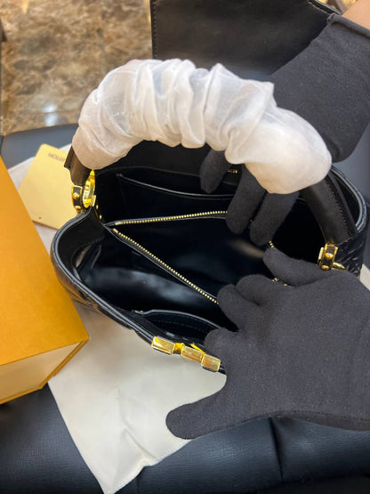 - Capucines ( Video )