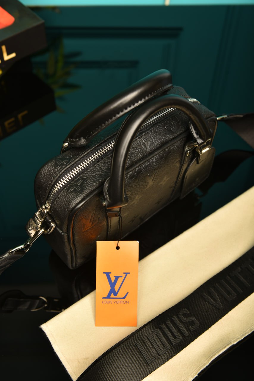 - Nano Porte Documents Voyage