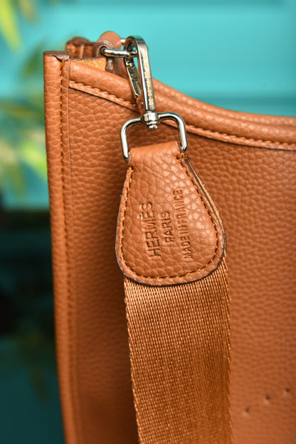 - Evelyne Crossbody  Bag