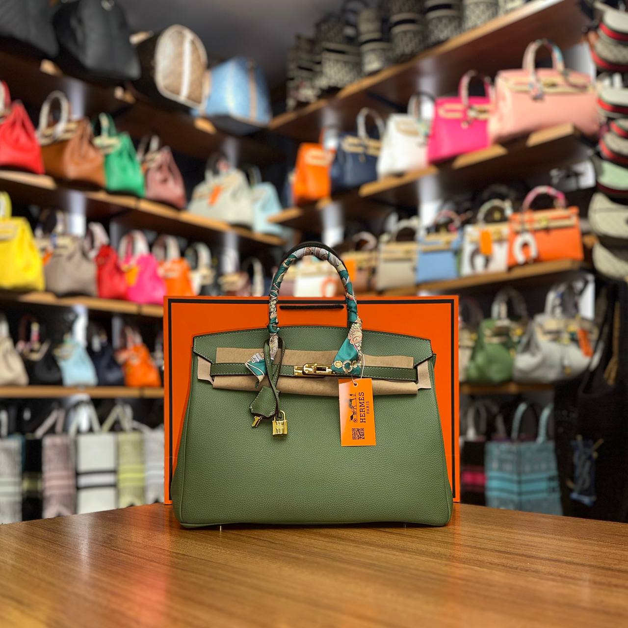 - Birkin 35 [Leather]