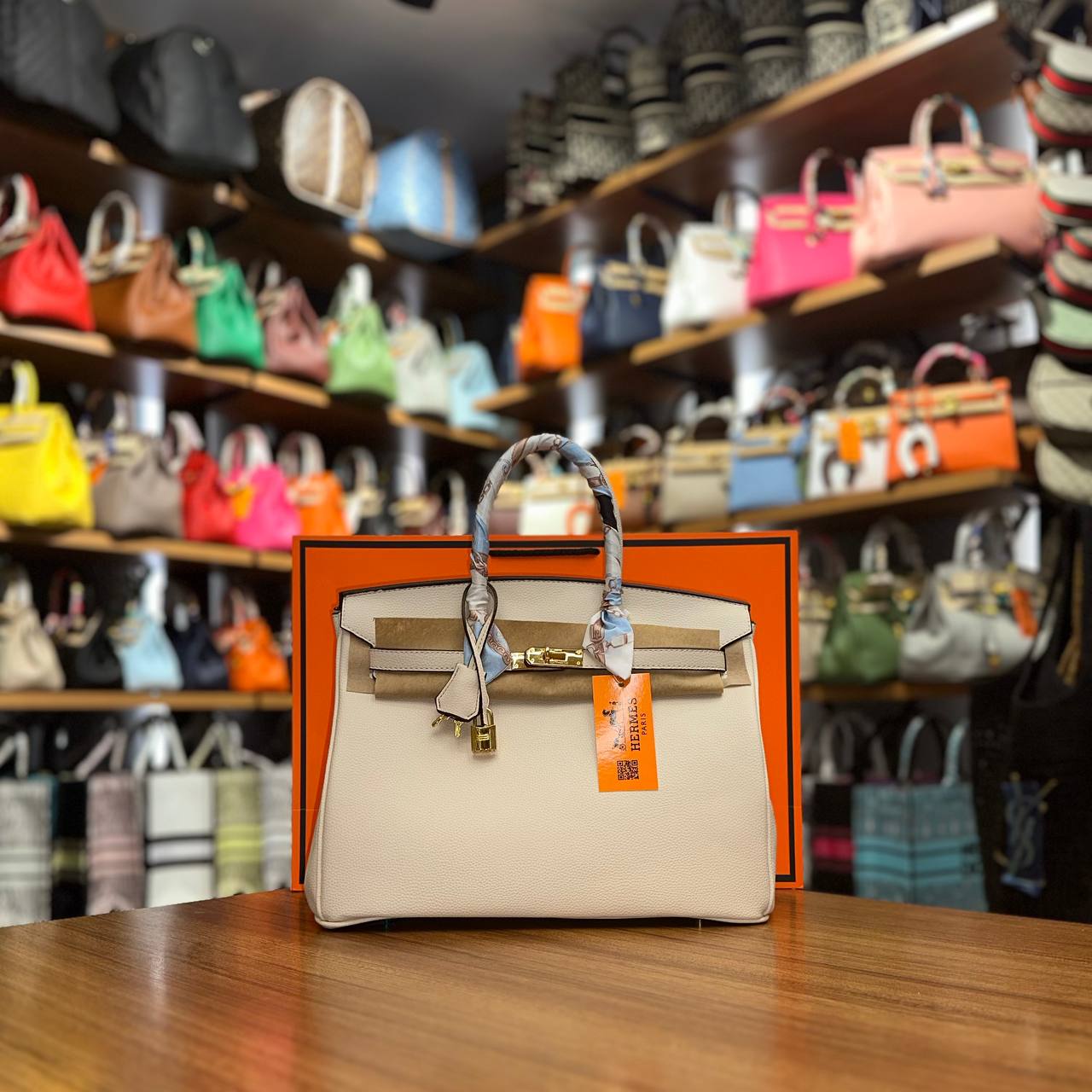 - Birkin 35 [Leather]