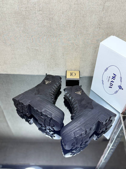 Bag and Leather Boot