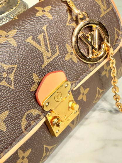 Pochette Camille