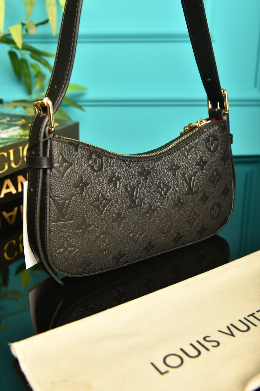 - Pochette Bloom (Black)