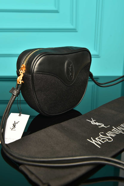 - Le 5 A 7 Hobo Bag In Smooth Leather